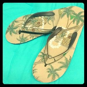 Sanuk Tropical Flip Flops